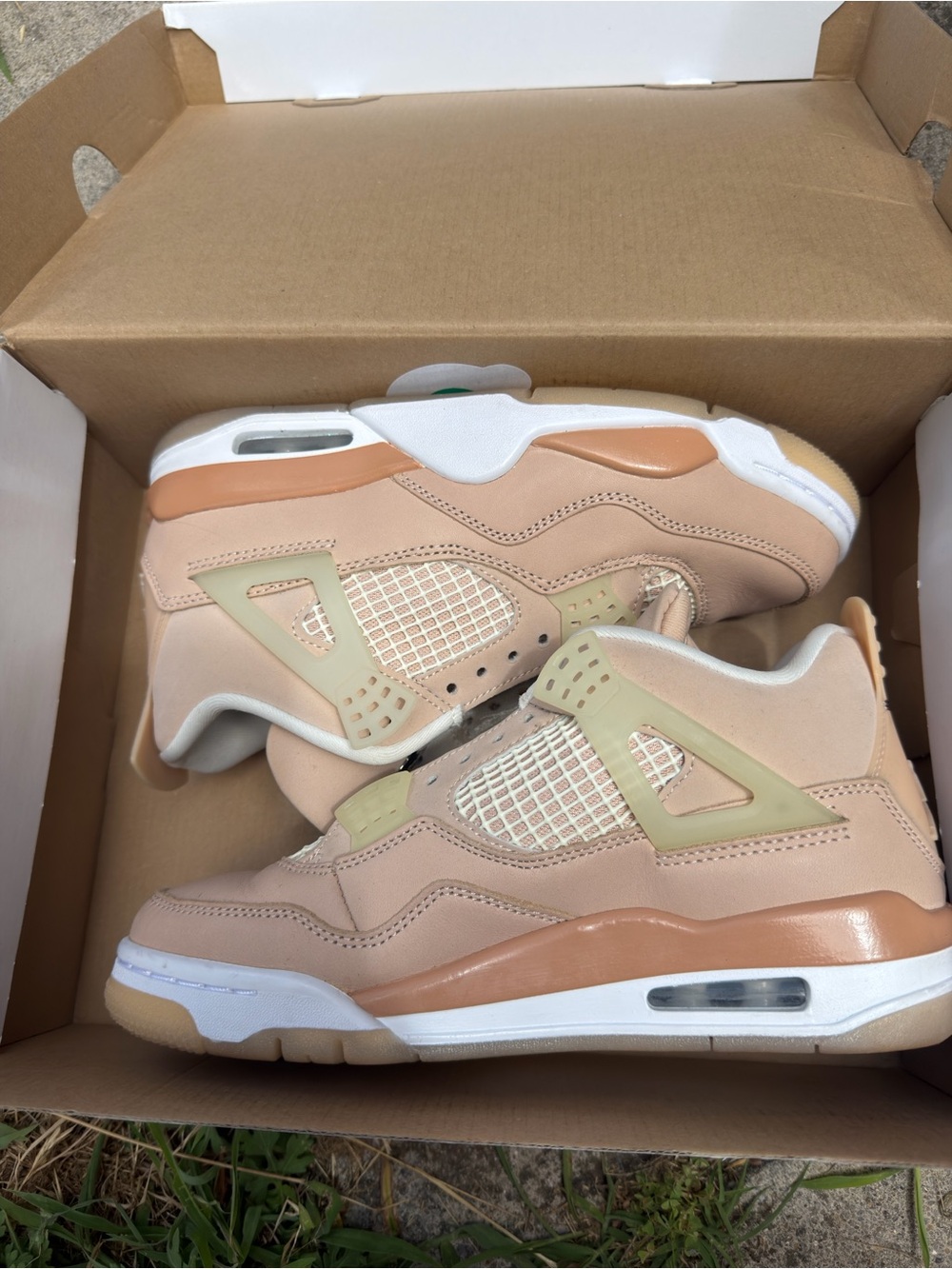 Air Jordan 4 Retro “Shimmer” – Women’s Size 7